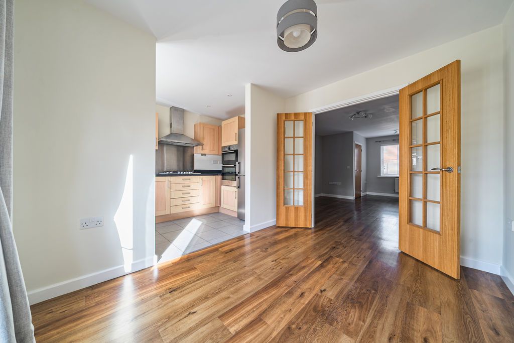 Property photo 3 of 20 Photo 17