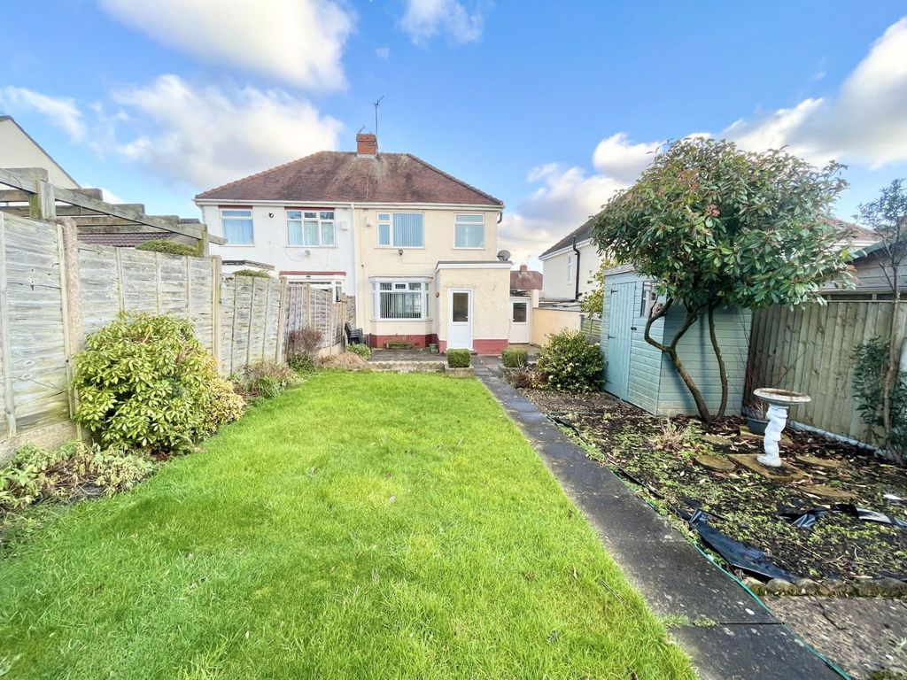 Property photo 2 of 18
