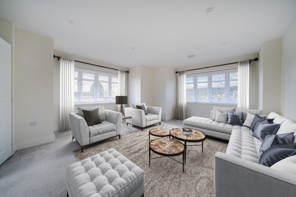 Property photo 2 of 17 Picture No. 54