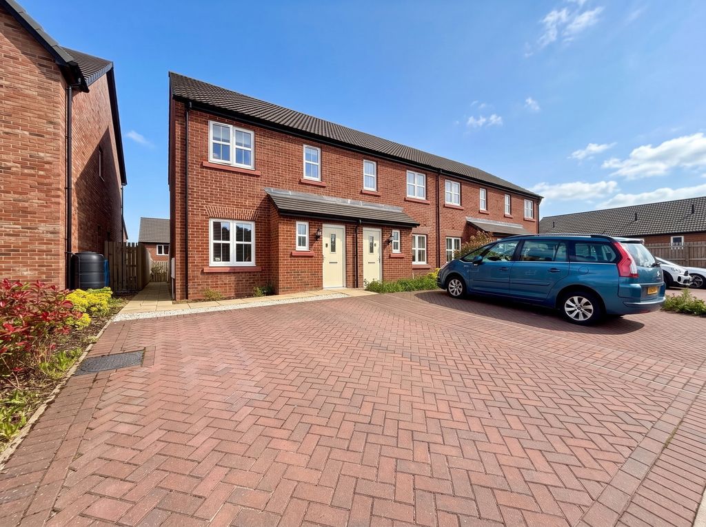 Property photo 1 of 30
