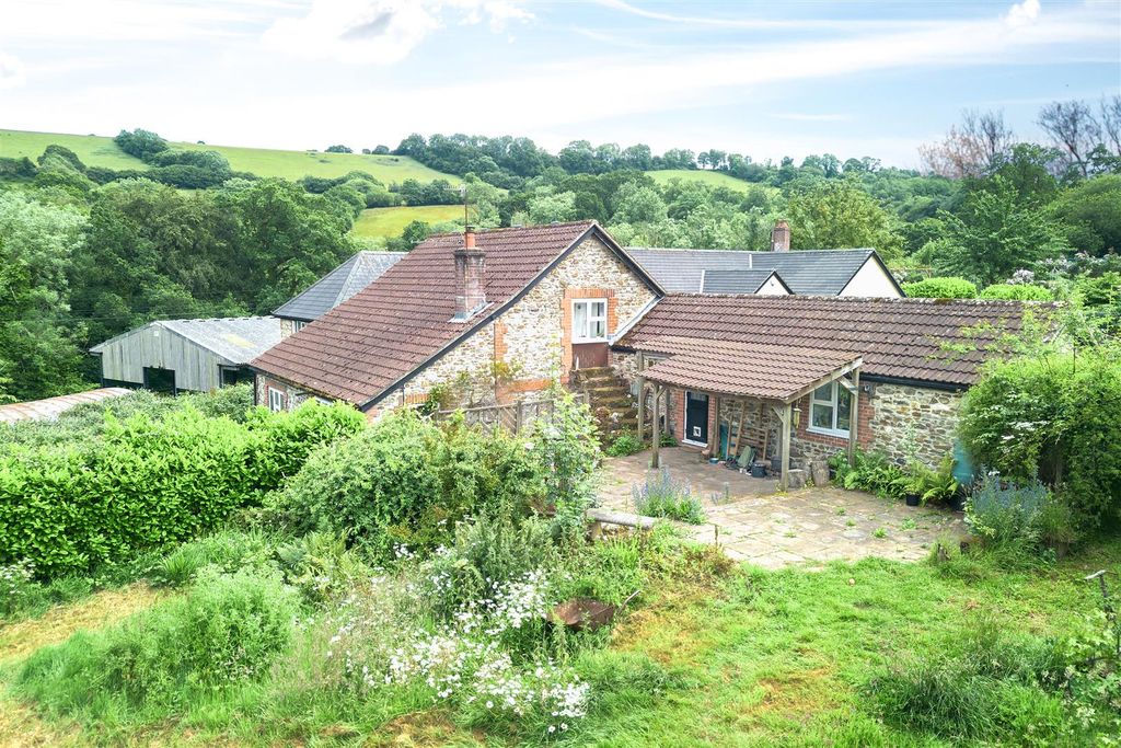 Property photo 1 of 17 Drone