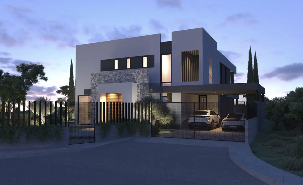 Property photo 1 of 4