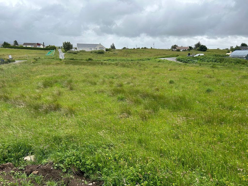 Property photo 1 of 3
