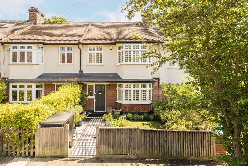 Property photo 1 of 12