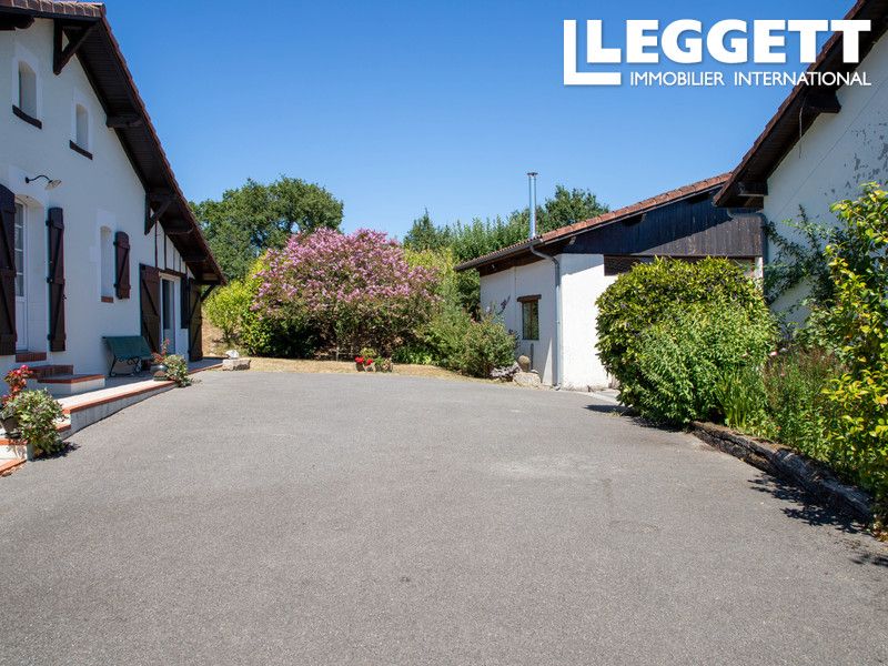 Property photo 2 of 10