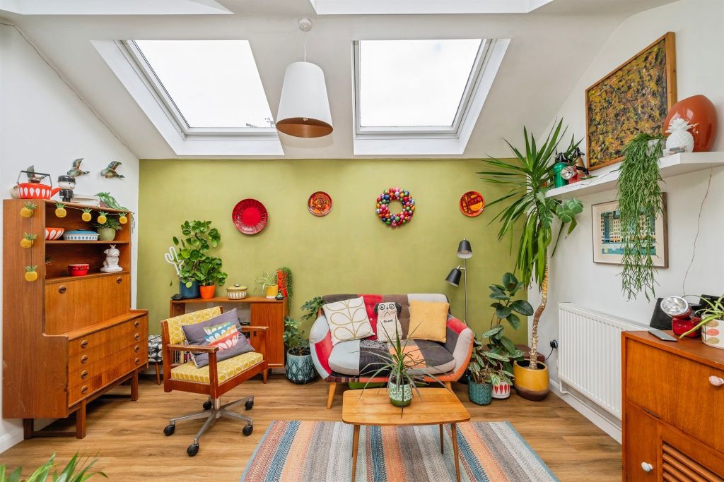 Property photo 2 of 19