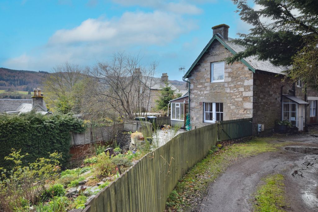 Property photo 1 of 21 Dsc_0036-Edit