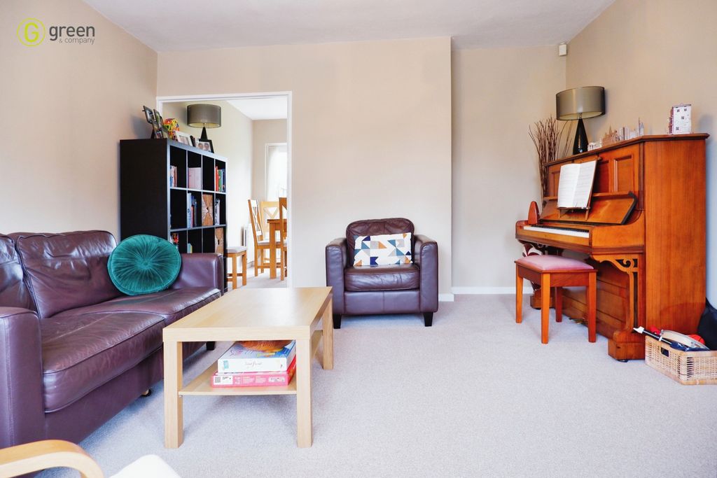 Property photo 3 of 15