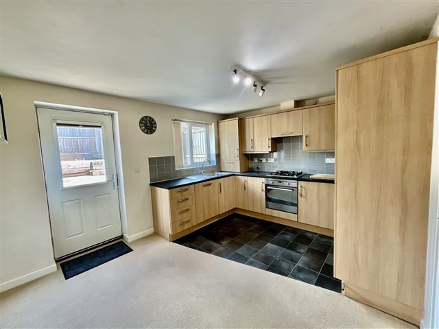 Property photo 2 of 21 Kitchen Diner