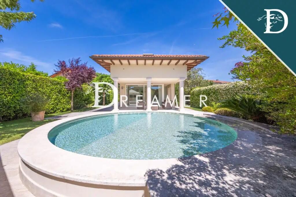 Property photo 1 of 46