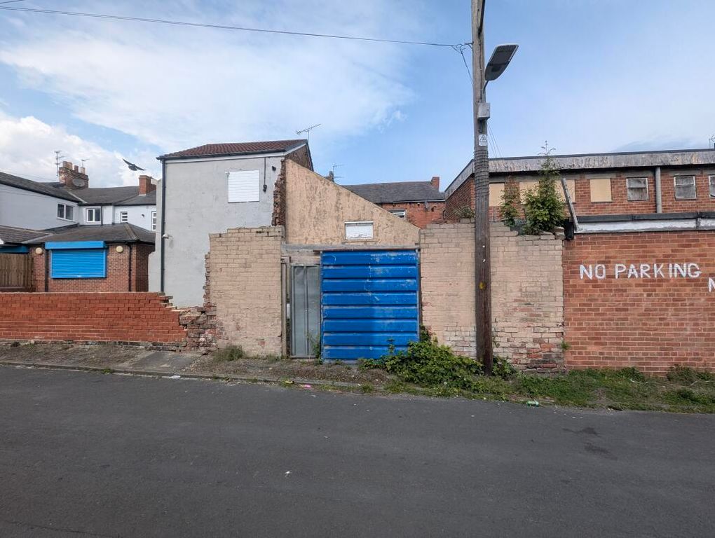 Property photo 2 of 4