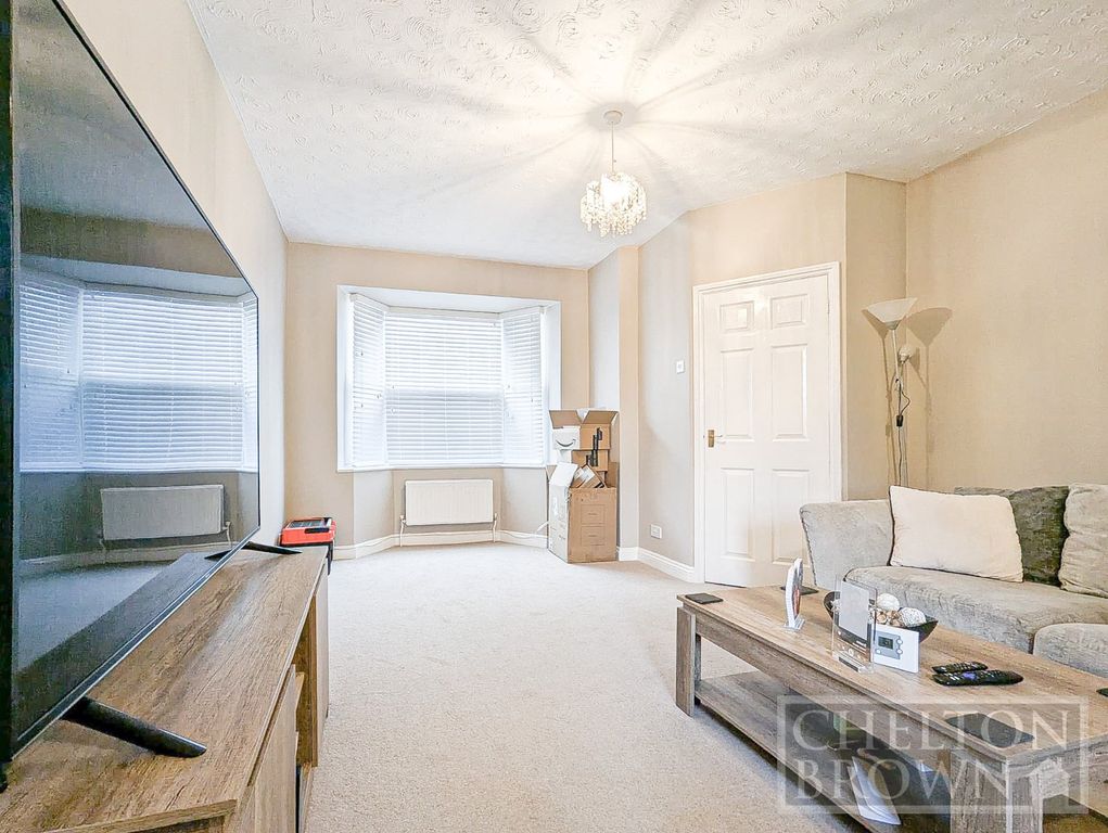 Property photo 3 of 20 Living Room