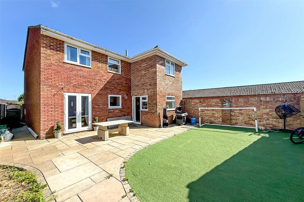 Property photo 2 of 22 Picture No. 35