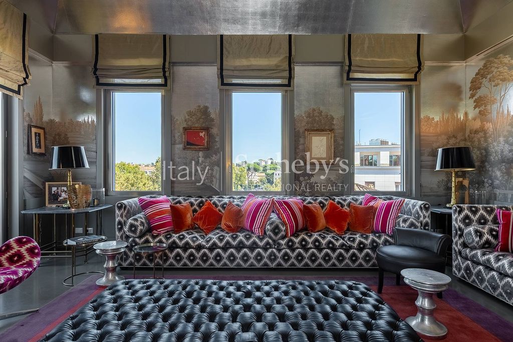 Property photo 3 of 25