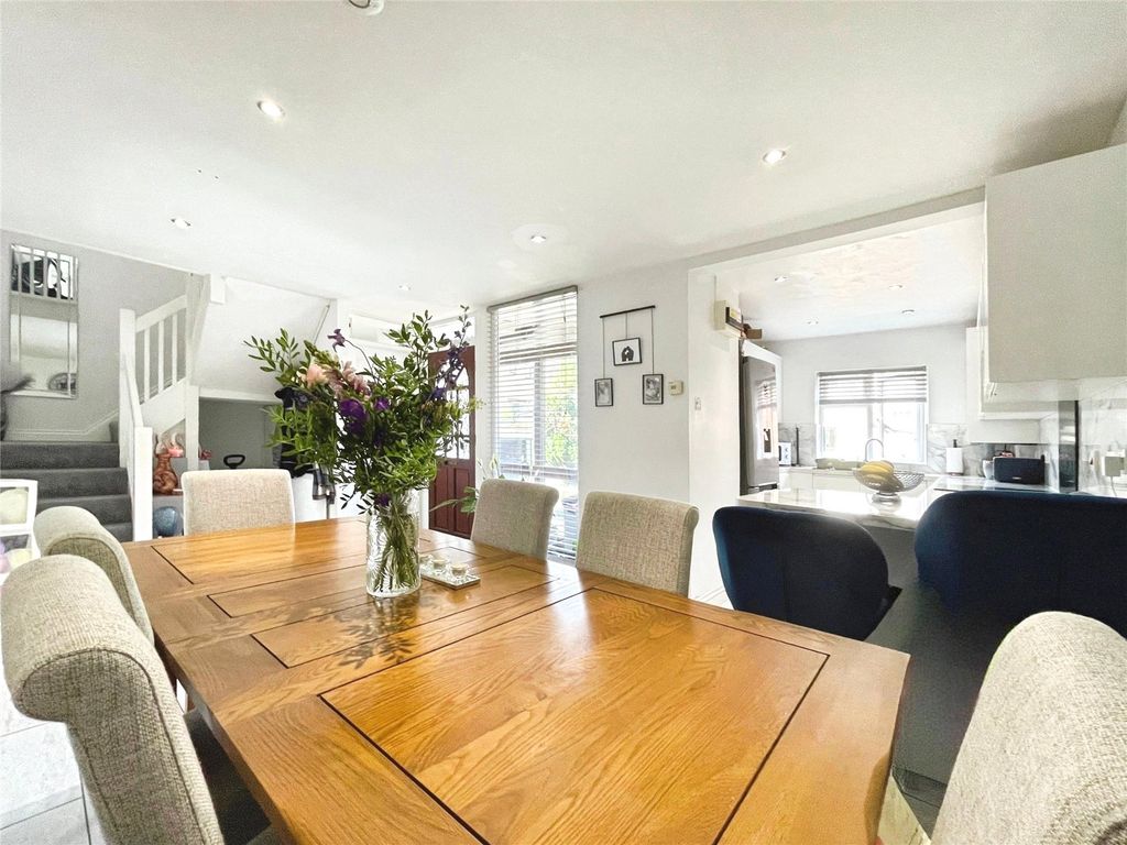 Property photo 3 of 13 Picture No. 05