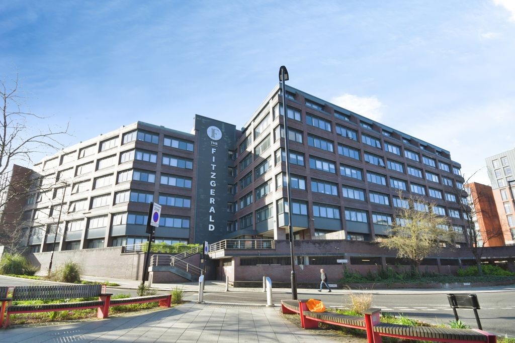 Property photo 1 of 10 Front