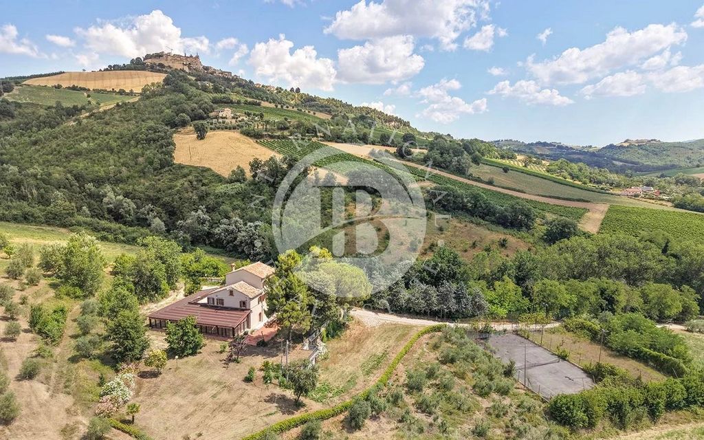 Property photo 2 of 32