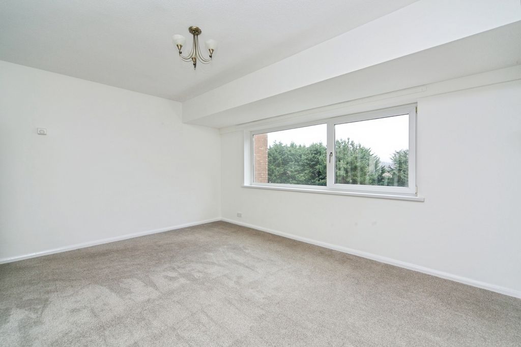 Additional image 7 of 3 bed flat for saleGarth Court, Abbey Road, Llandudno, Conwy LL30