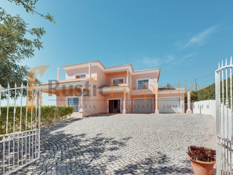 Property photo 1 of 29