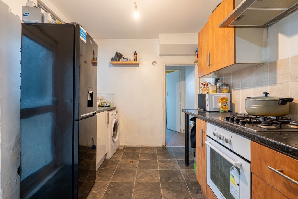 Property photo 3 of 15 5600302