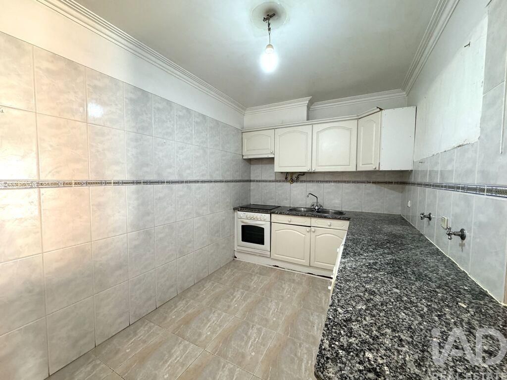 Property photo 3 of 34