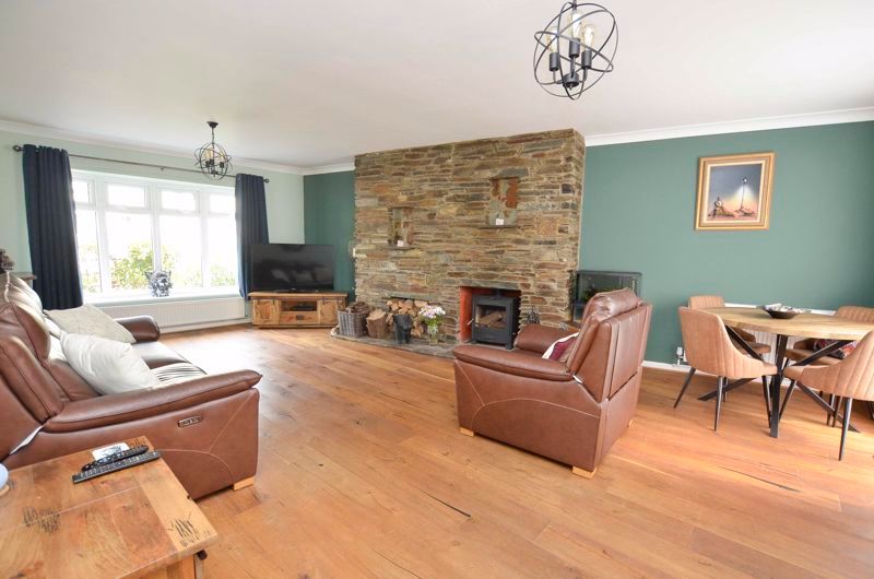 Property photo 2 of 18 Photo 21