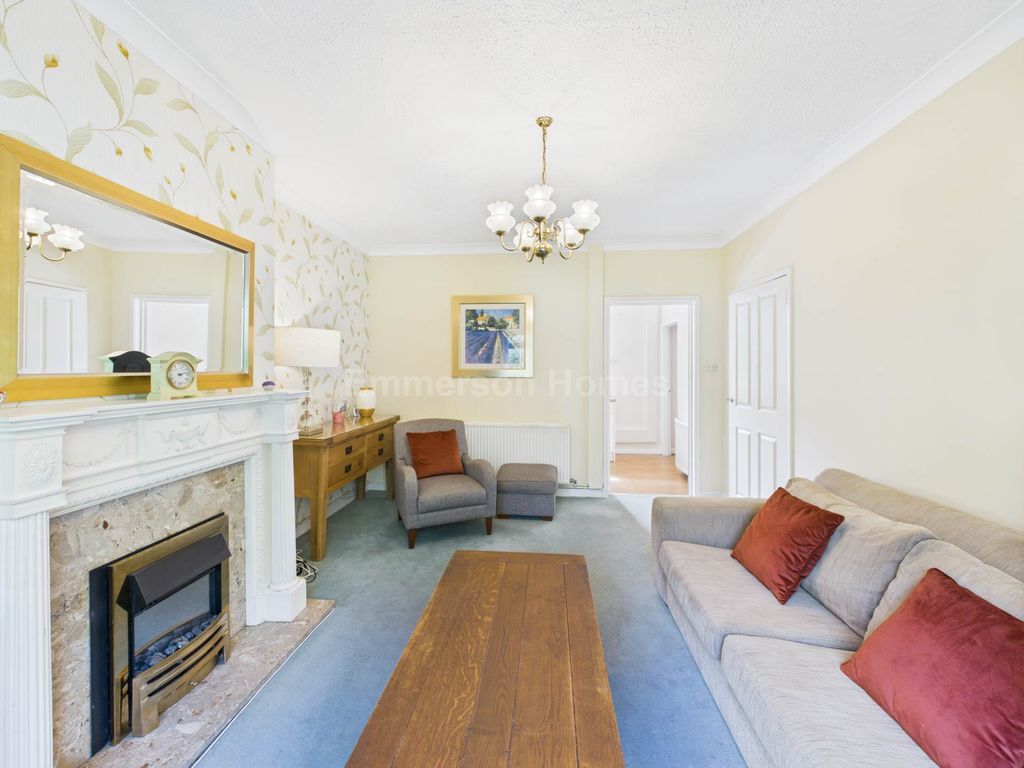 Property photo 3 of 15
