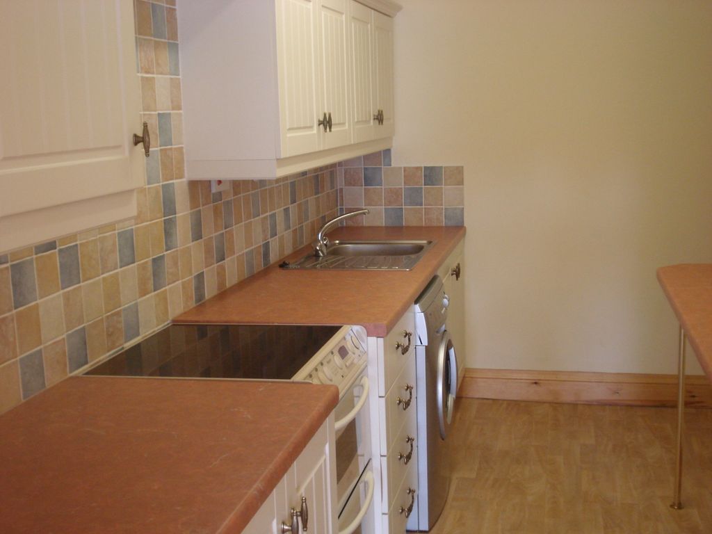 Property photo 3 of 8 Kitch
