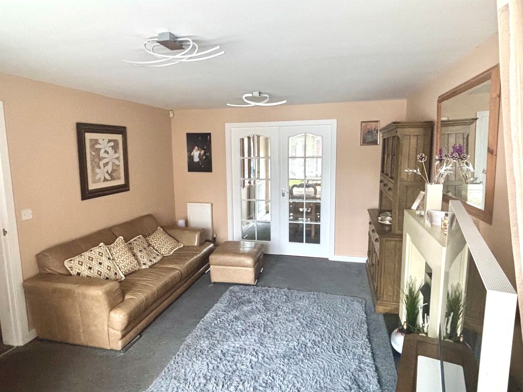 Property photo 2 of 35