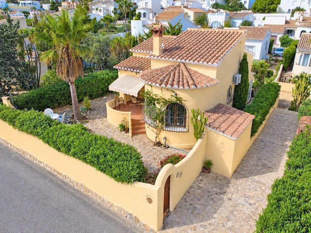 Property photo 2 of 30