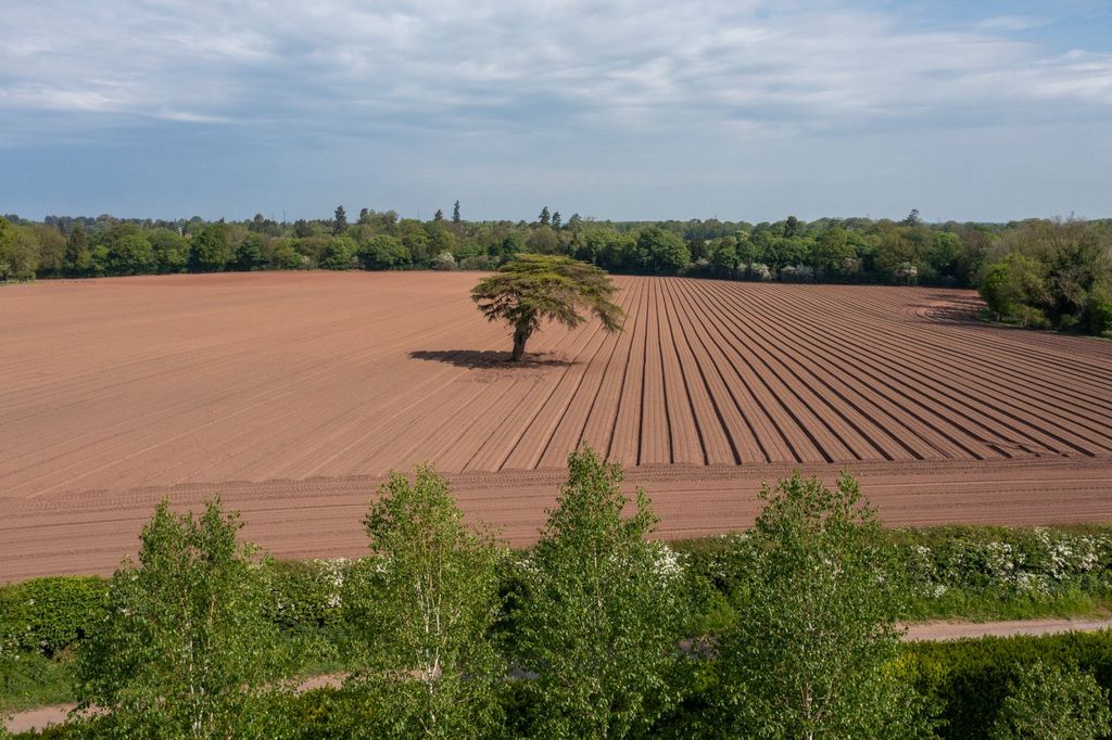 Additional image 28 of 6 bed detached house for saleAckleton, Shropshire WV6