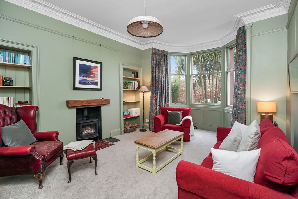 Property photo 2 of 34 Property Image 2