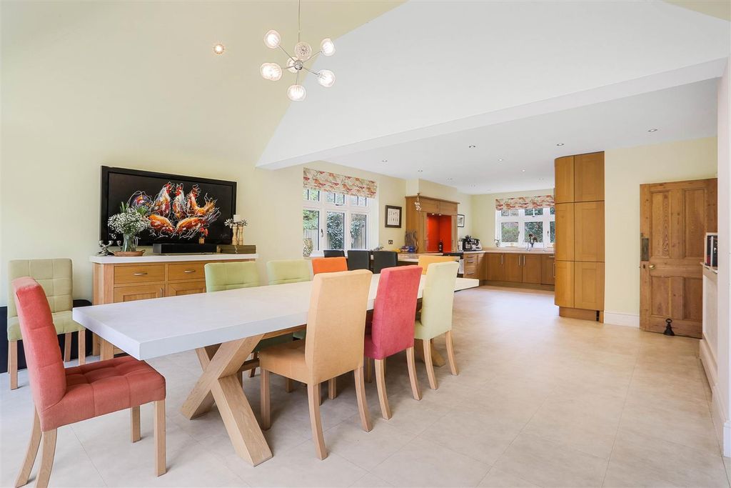 Property photo 3 of 53 1553483138 - 3.Jpg