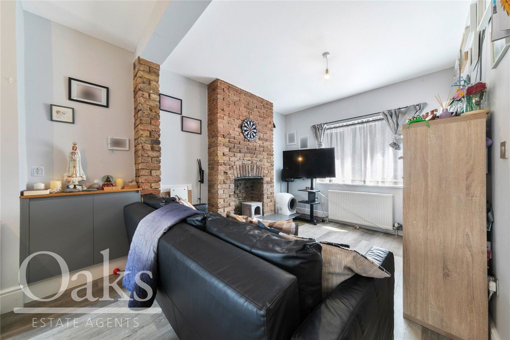 Property photo 3 of 12 Picture No. 06