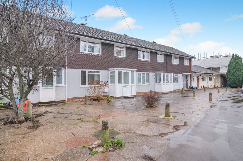 Property photo 1 of 21