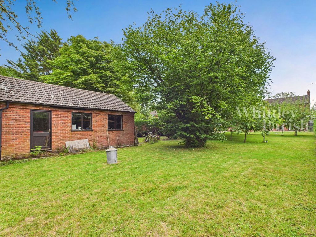Property photo 3 of 18