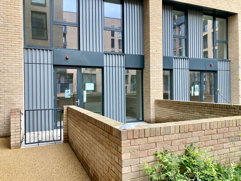 Property photo 3 of 4