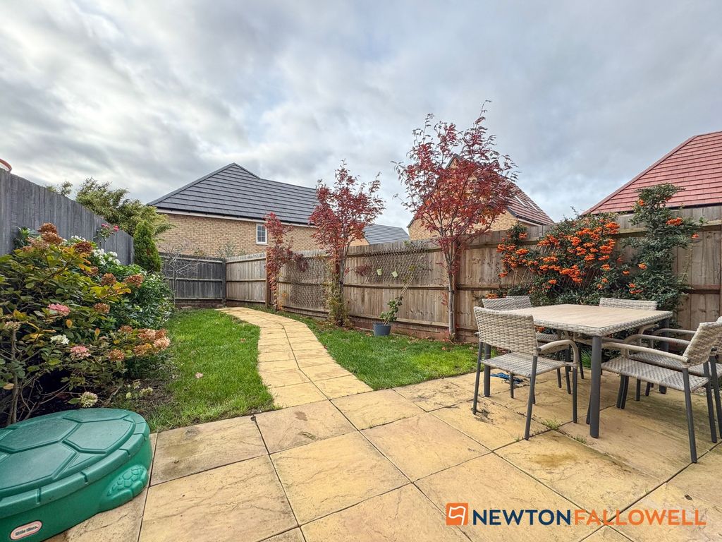 Property photo 3 of 17