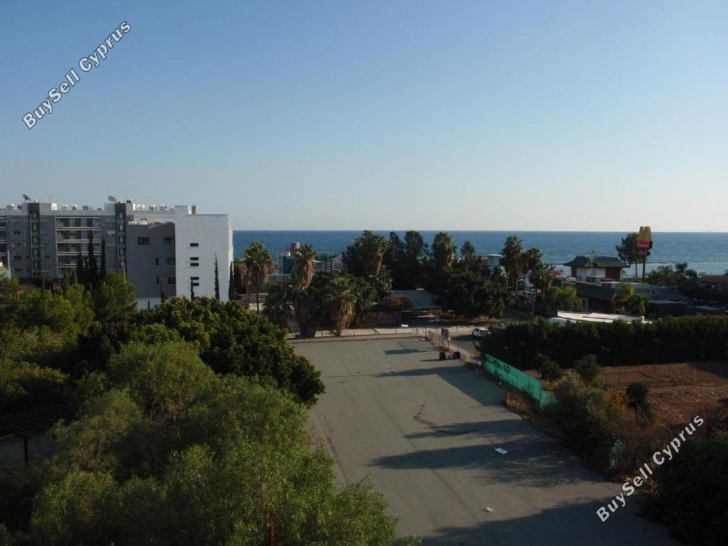 Property photo 3 of 6