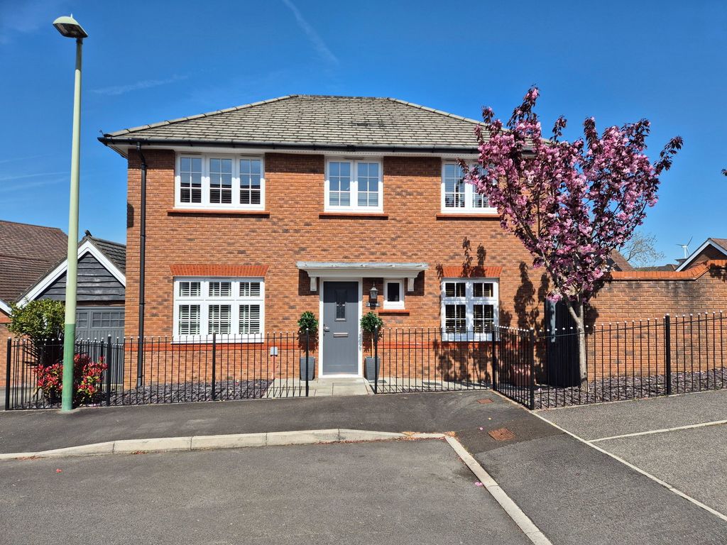 Property photo 1 of 39