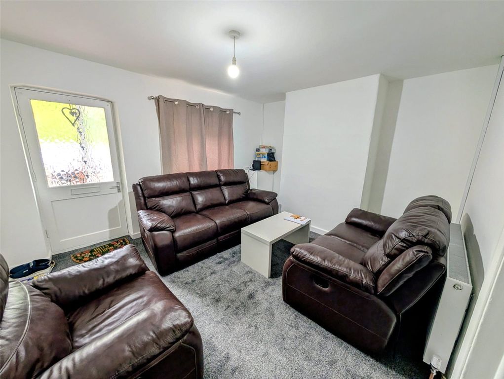 Property photo 3 of 12 Picture No. 07