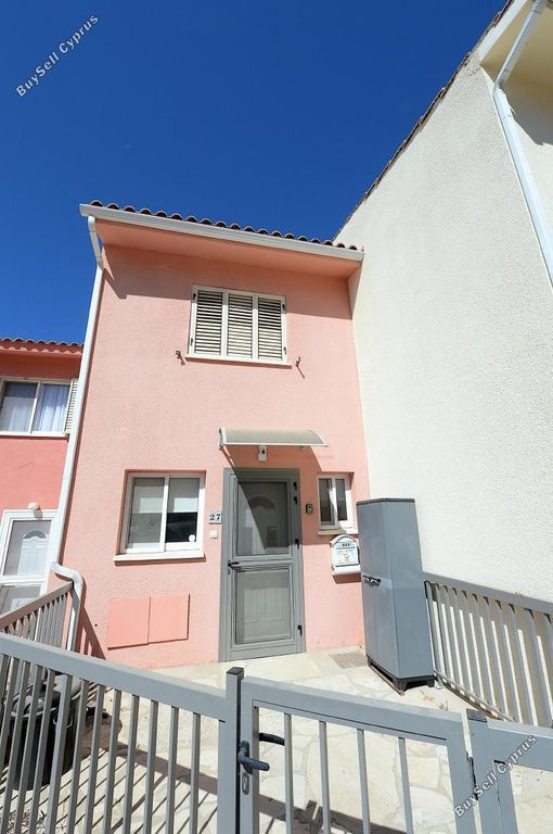 Property photo 2 of 31