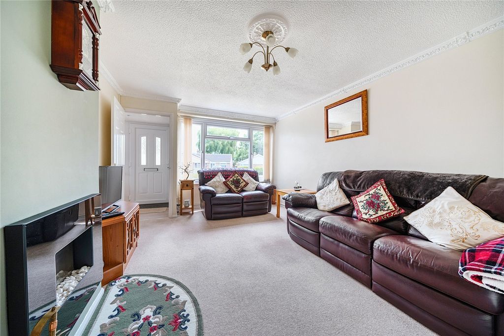 Property photo 2 of 21 Picture No. 20