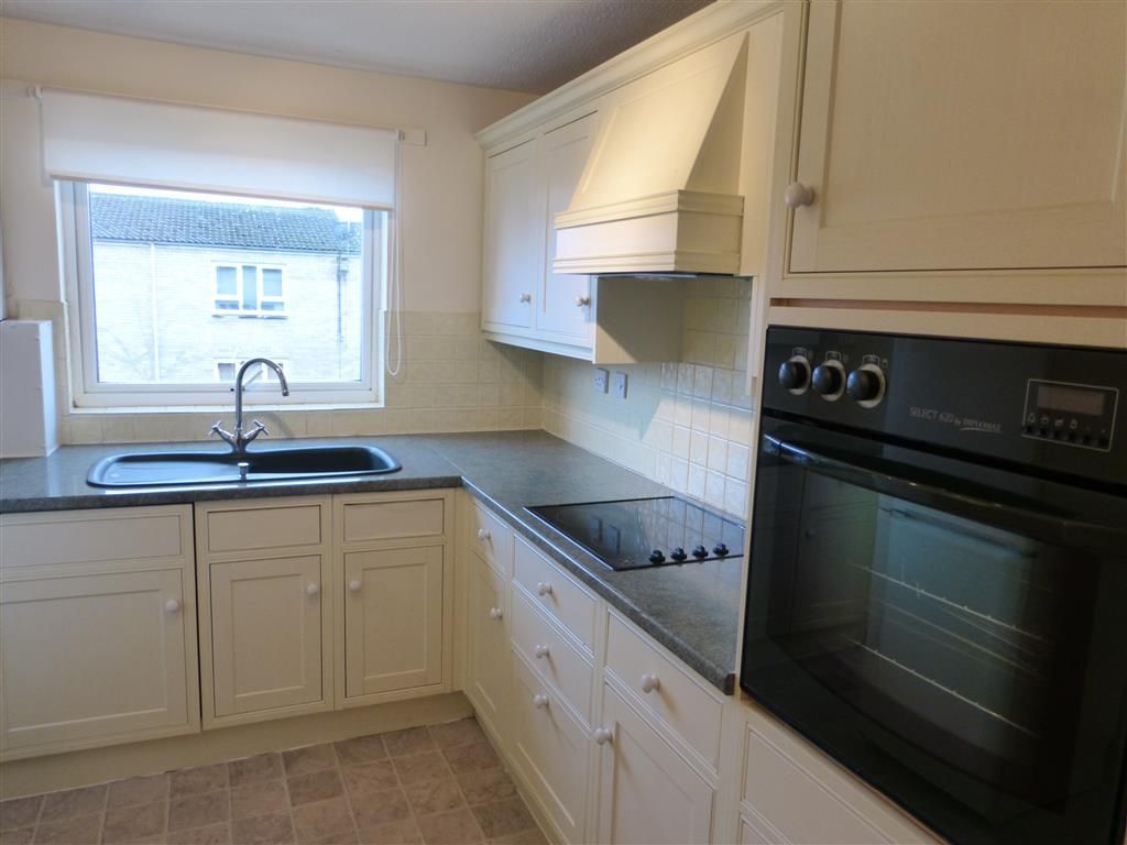 Property photo 1 of 5 Kitchen