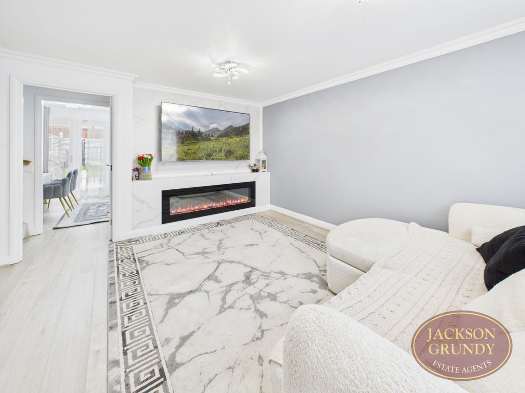 Property photo 2 of 16 Photo 25