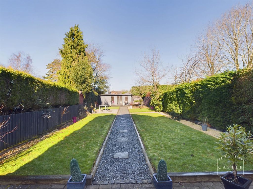 Property photo 2 of 22 Outside