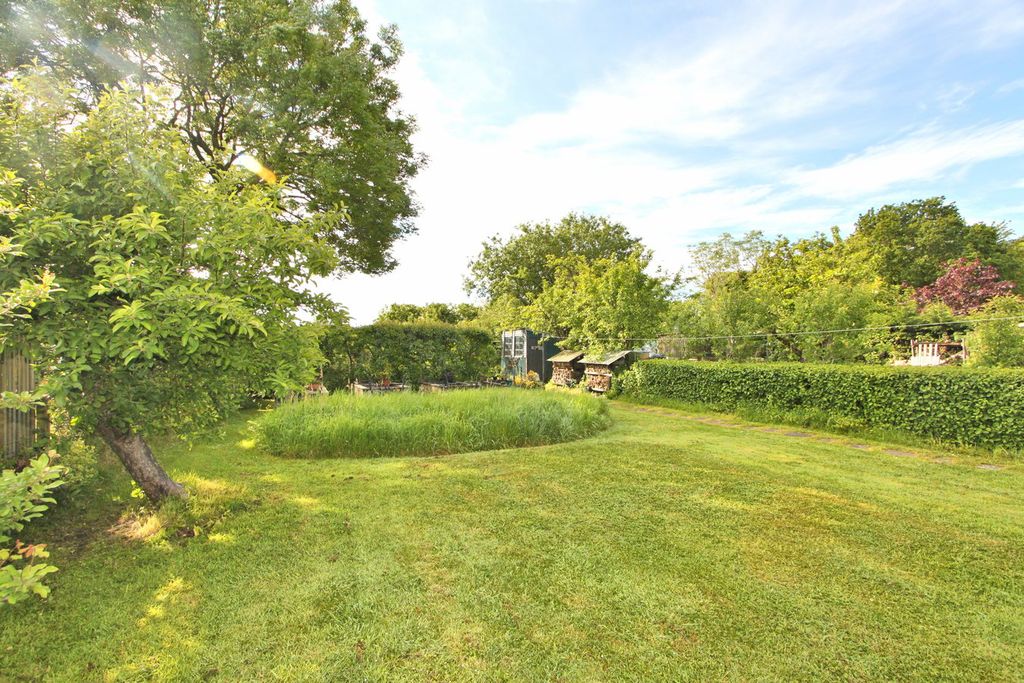 Property photo 3 of 20
