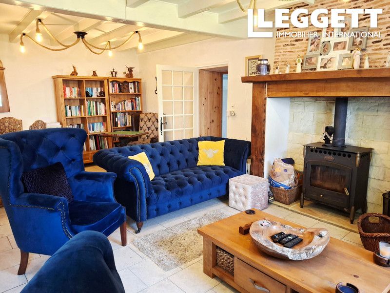 Property photo 2 of 10