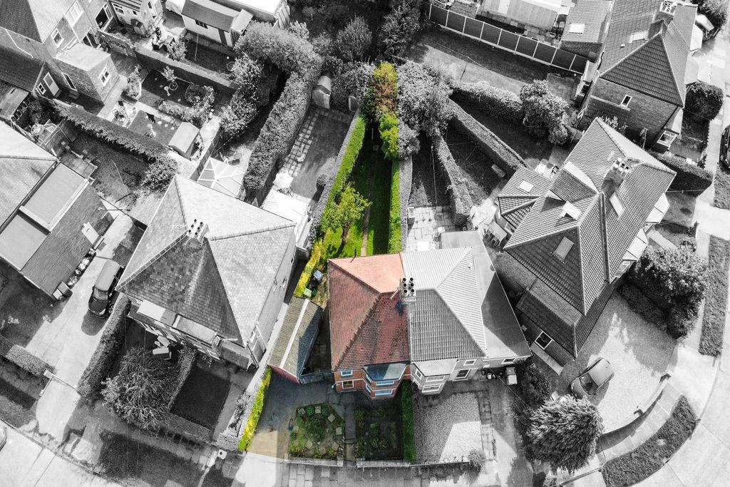 Property photo 2 of 11 Dji_Fly_20260924_120946_826_1790248562910A_Photo_O