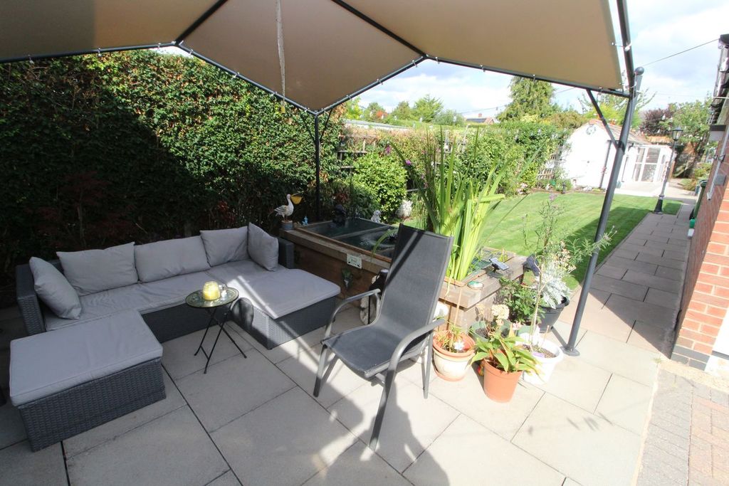 Property photo 2 of 17